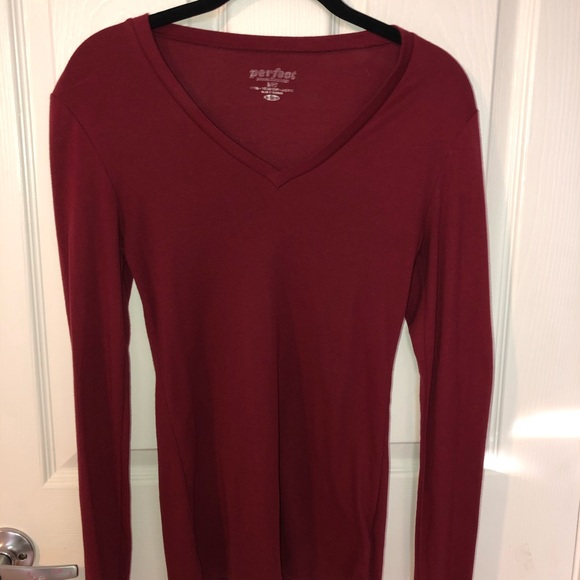 Set of four shirts. - Picture 2 of 5